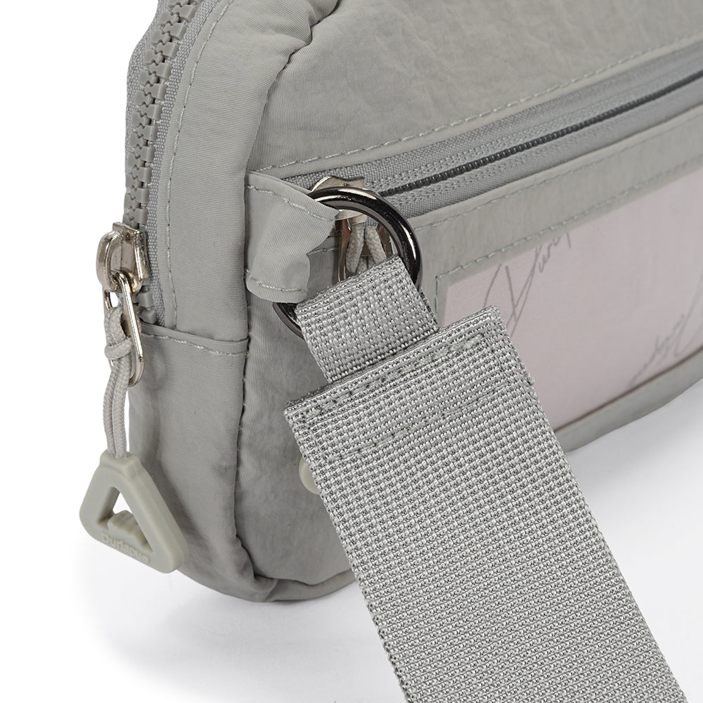 【Durlapue】Stylish and minimalist nylon wristlet phone wallet and travel organizer bag