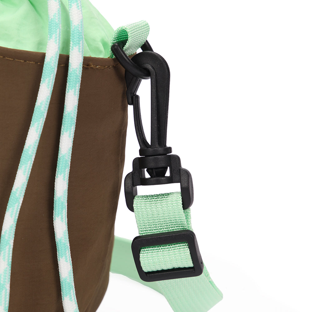 【Durlapue】Lightweight and convenient crossbody bag; stylish and practical shoulder bag for travel.