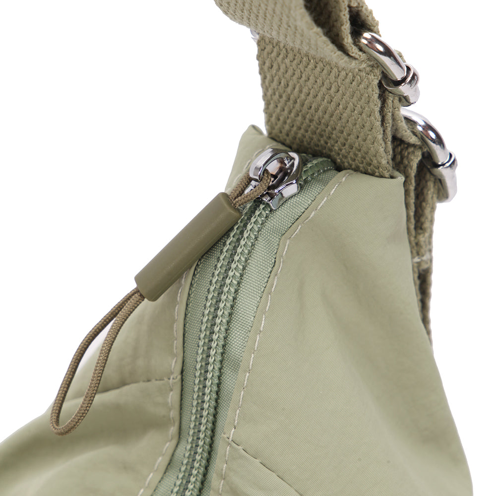 【Durlapue】Nylon waterproof solid color simple large capacity shoulder bag fashionable casual versatile crossbody bag