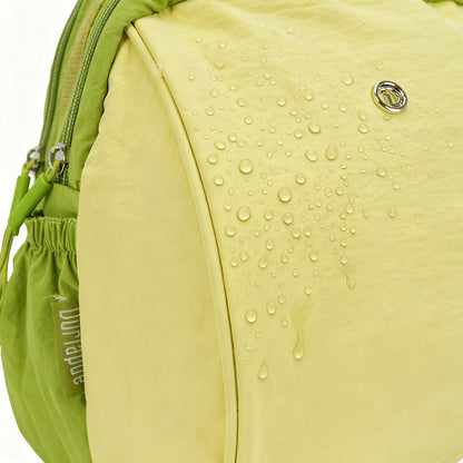 【Durlapue】Stylish and cute backpack with zipper design and large capacity; can hold an 11-inch iPad.