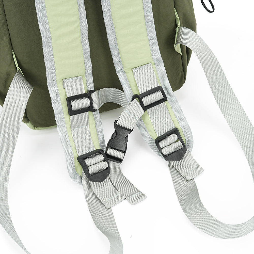 【Durlapue】Lightweight nylon backpack, can hold essentials. Small 11-inch device, casual school or travel backpack.