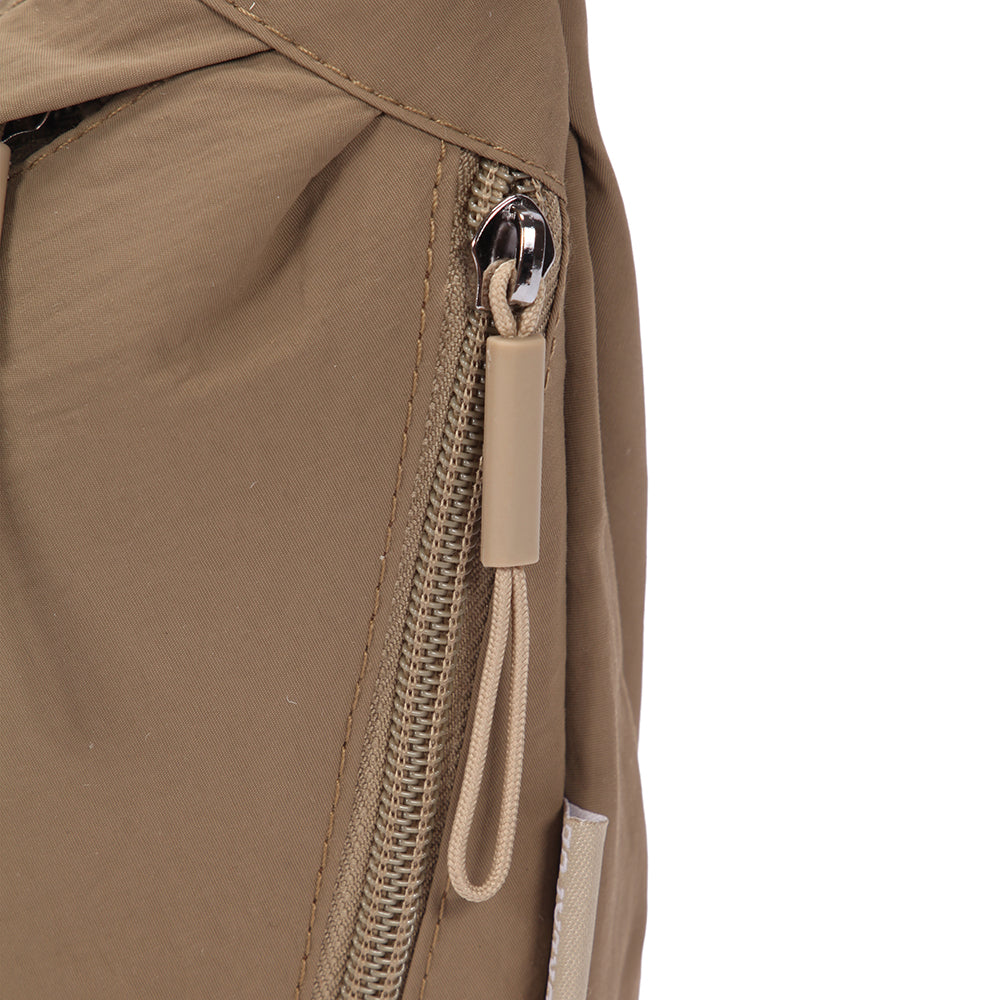 【Durlapue】Simple and versatile crossbody bag for commuting and everyday use