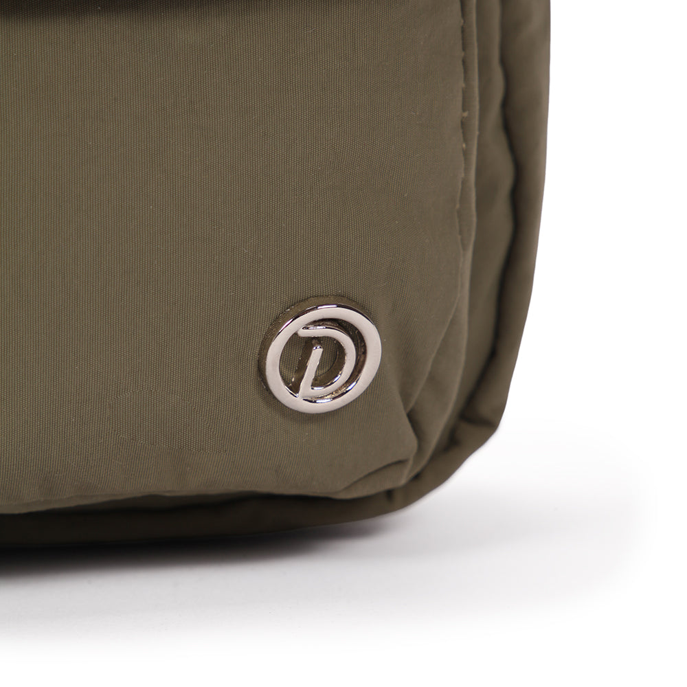 【Durlapue】 Versatile crossbody bag  chest bag for commuting  casual and stylish